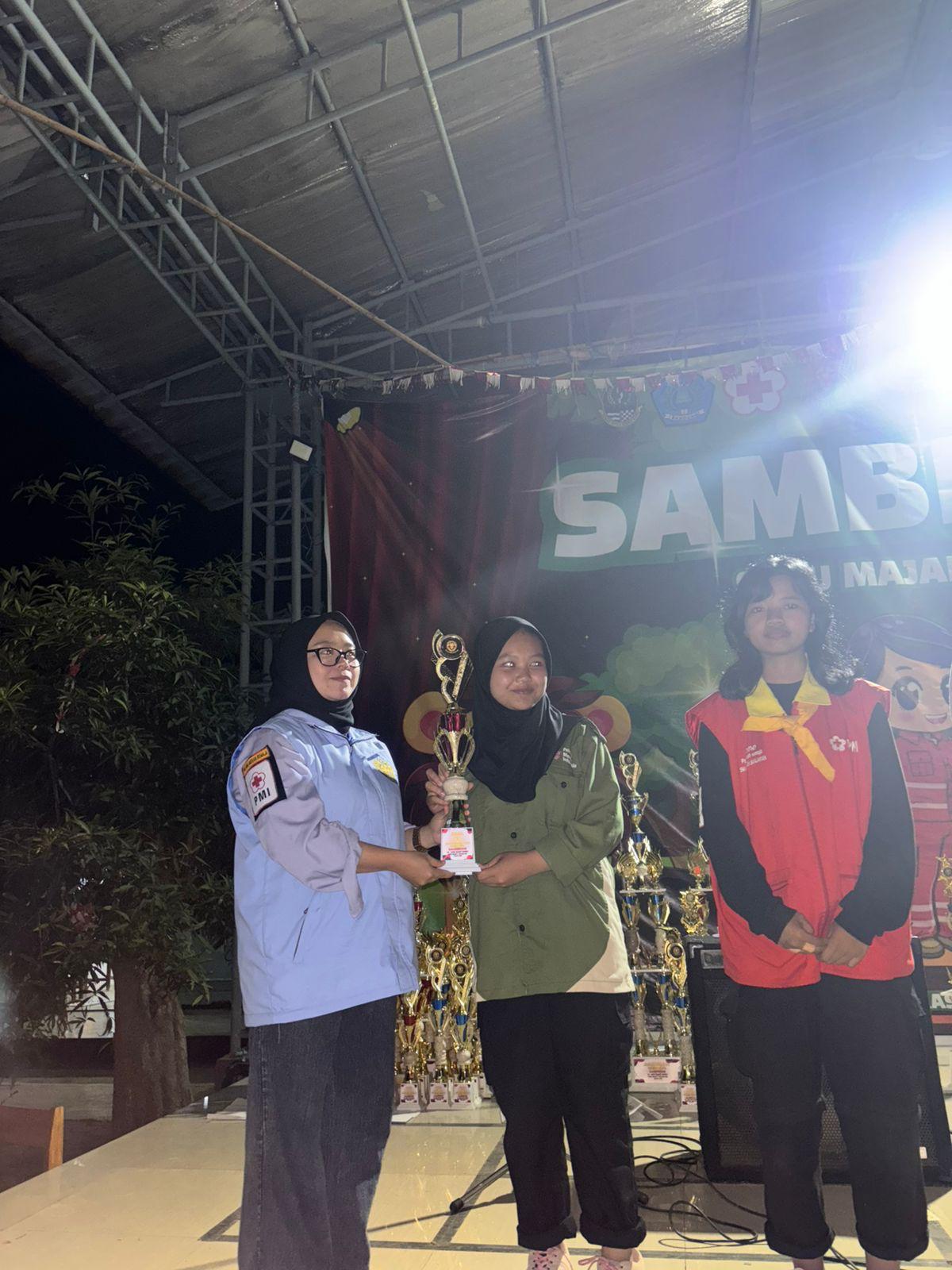 Juara Lomba 2