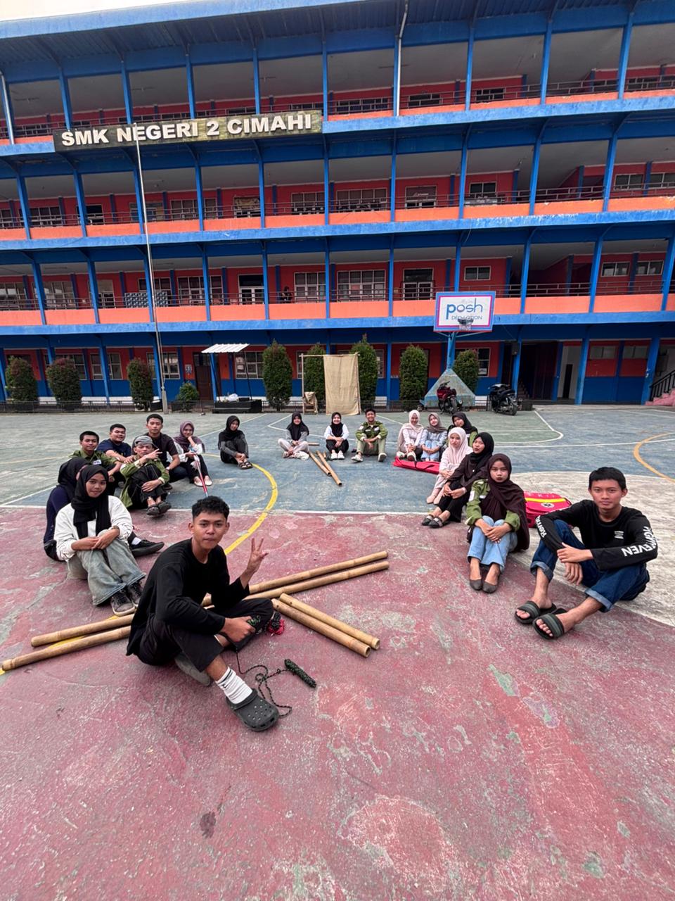 📁 Latihan Demo Eskul 5