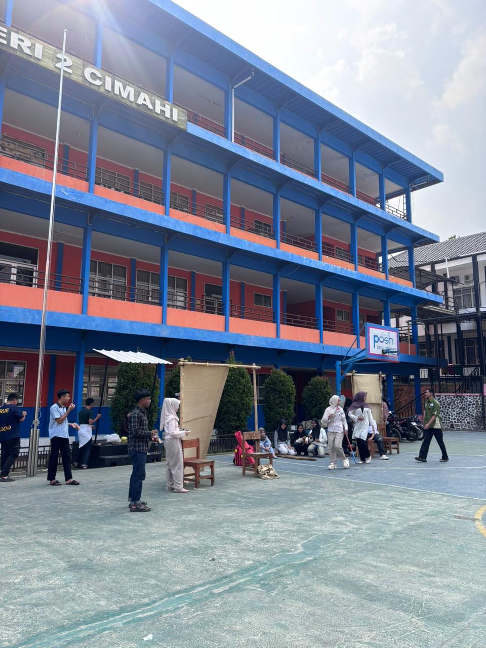 📁 Latihan Demo Eskul 7